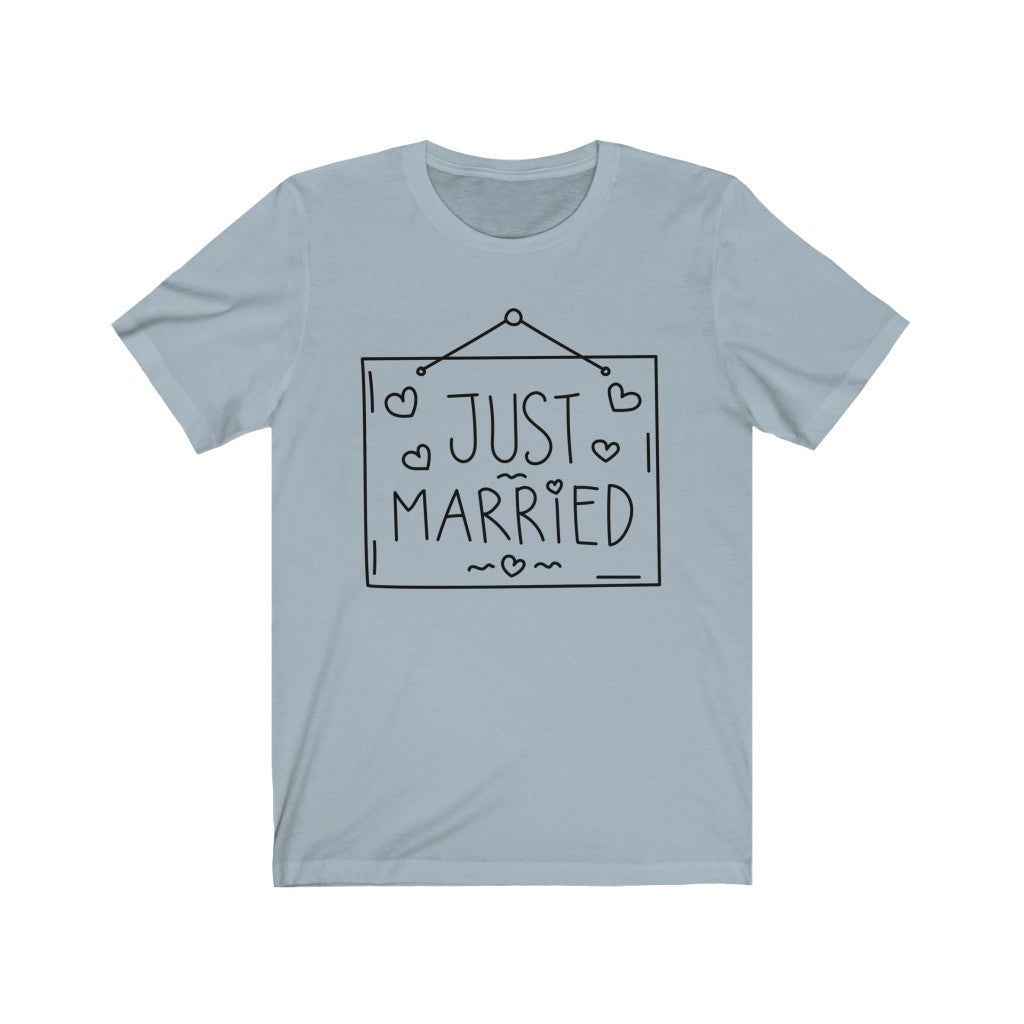 Just Married Unisex Jersey Short Sleeve T-Shirt