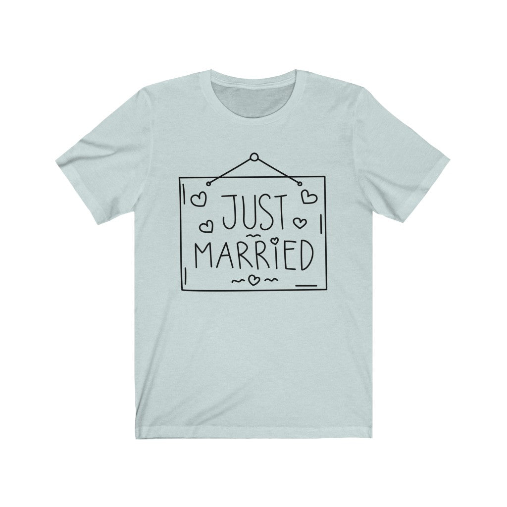 Just Married Unisex Jersey Short Sleeve T-Shirt