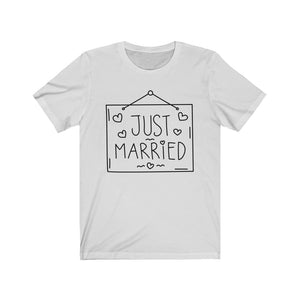 Just Married Unisex Jersey Short Sleeve T-Shirt